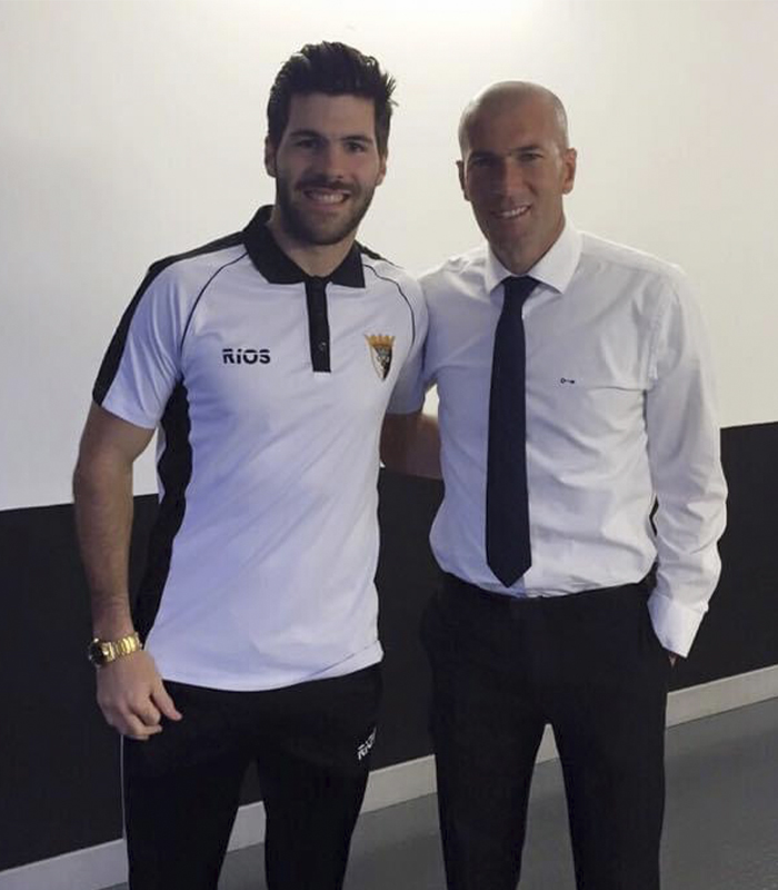 _0002_HÉCTOR-ZIDANE